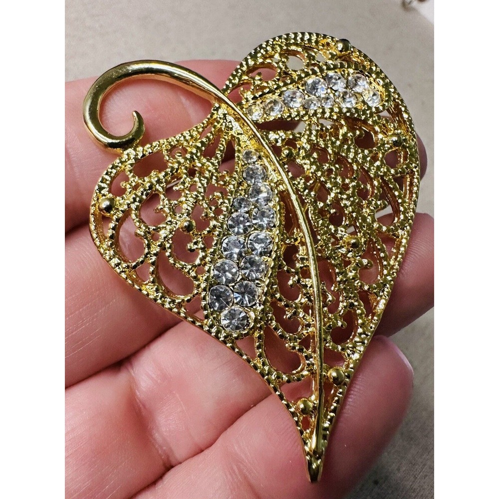 Vintage Rhinestone And Gold Heart Shape Leaf Brooch Jewelry Costume Jewelry